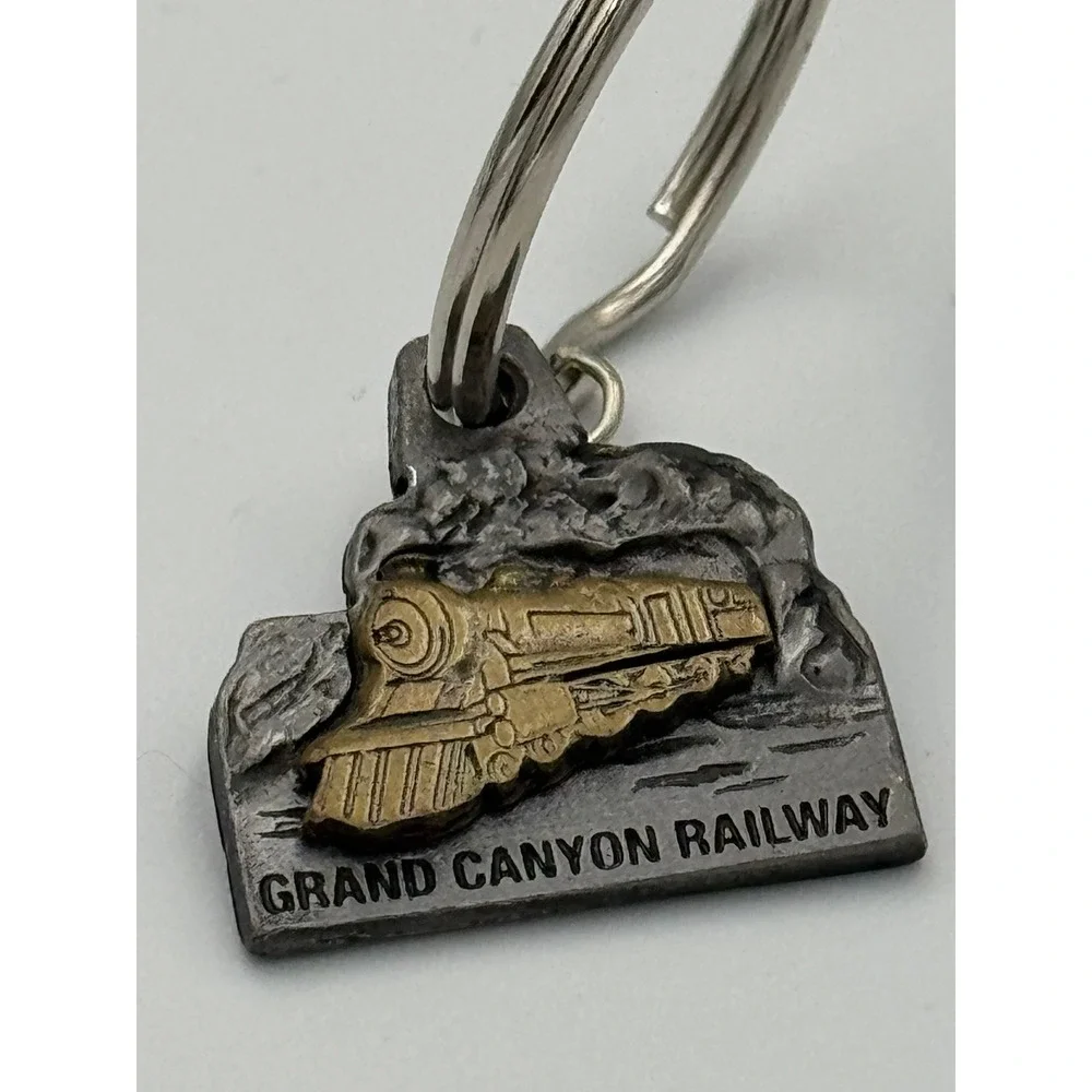 Grand Canyon Railway Keychain‎ Charm Superb Pewter Finish Steam Locomotive Train